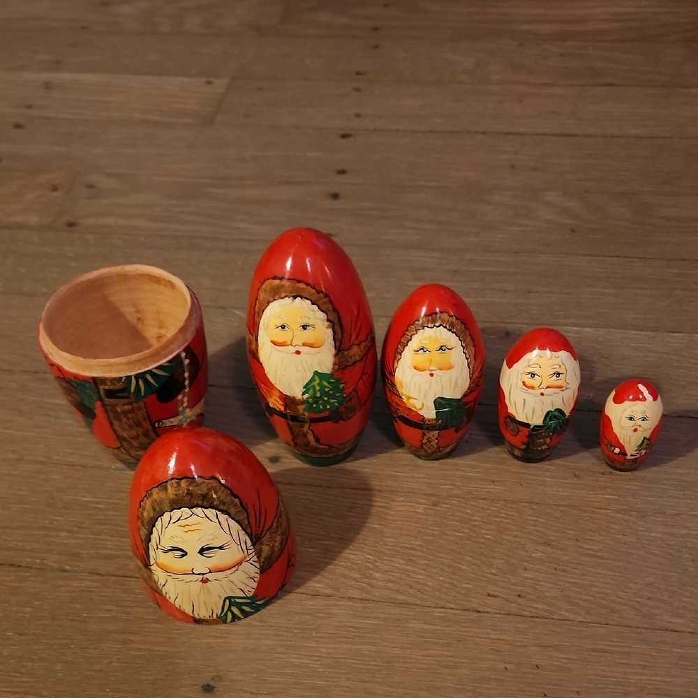 Santa Claus/ Saint Nick Wooden Hand-Painted Nesting Doll- Set Of 5 Christmas - Picture 2 of 4